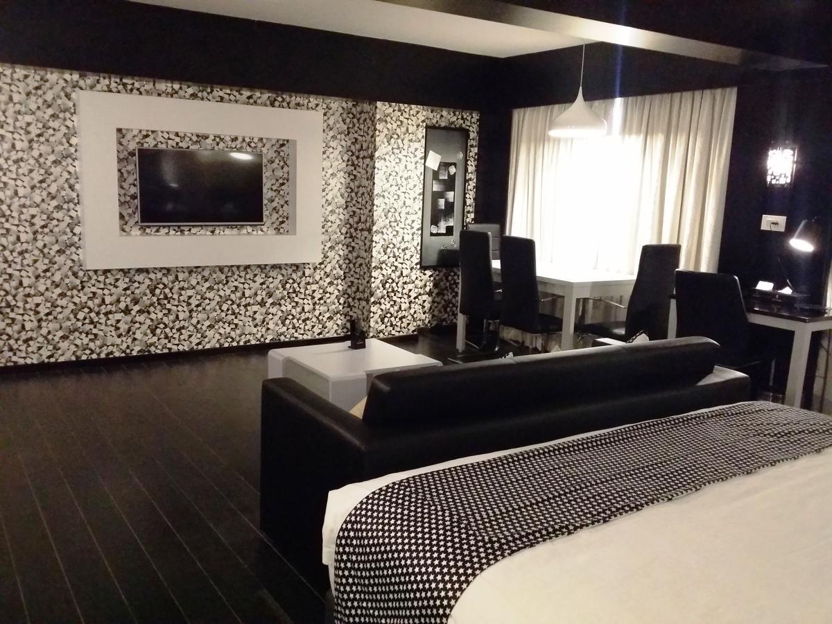 Hotel Oxina Lygon Tiruchirappalli Dış mekan fotoğraf