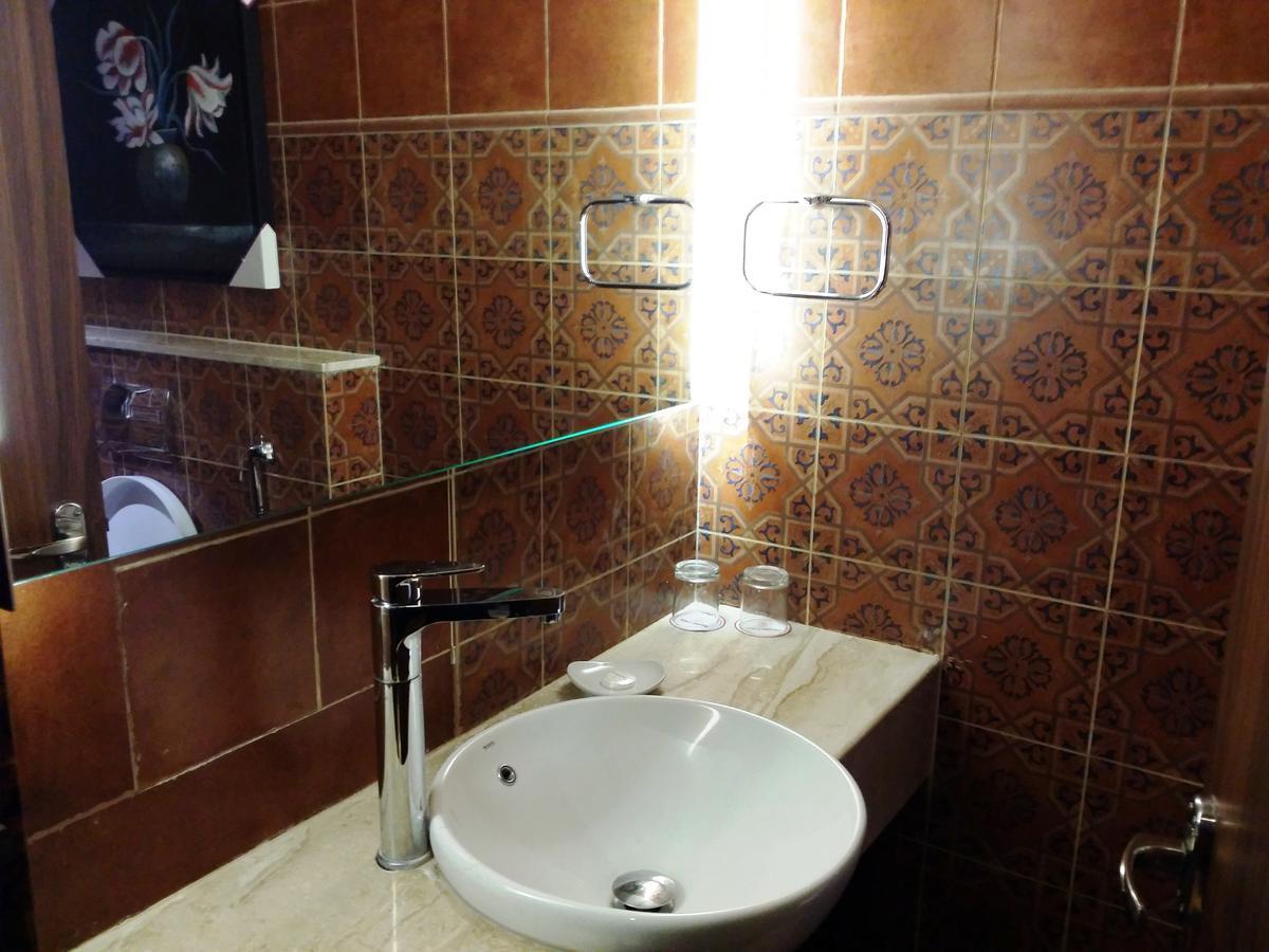 Hotel Oxina Lygon Tiruchirappalli Dış mekan fotoğraf