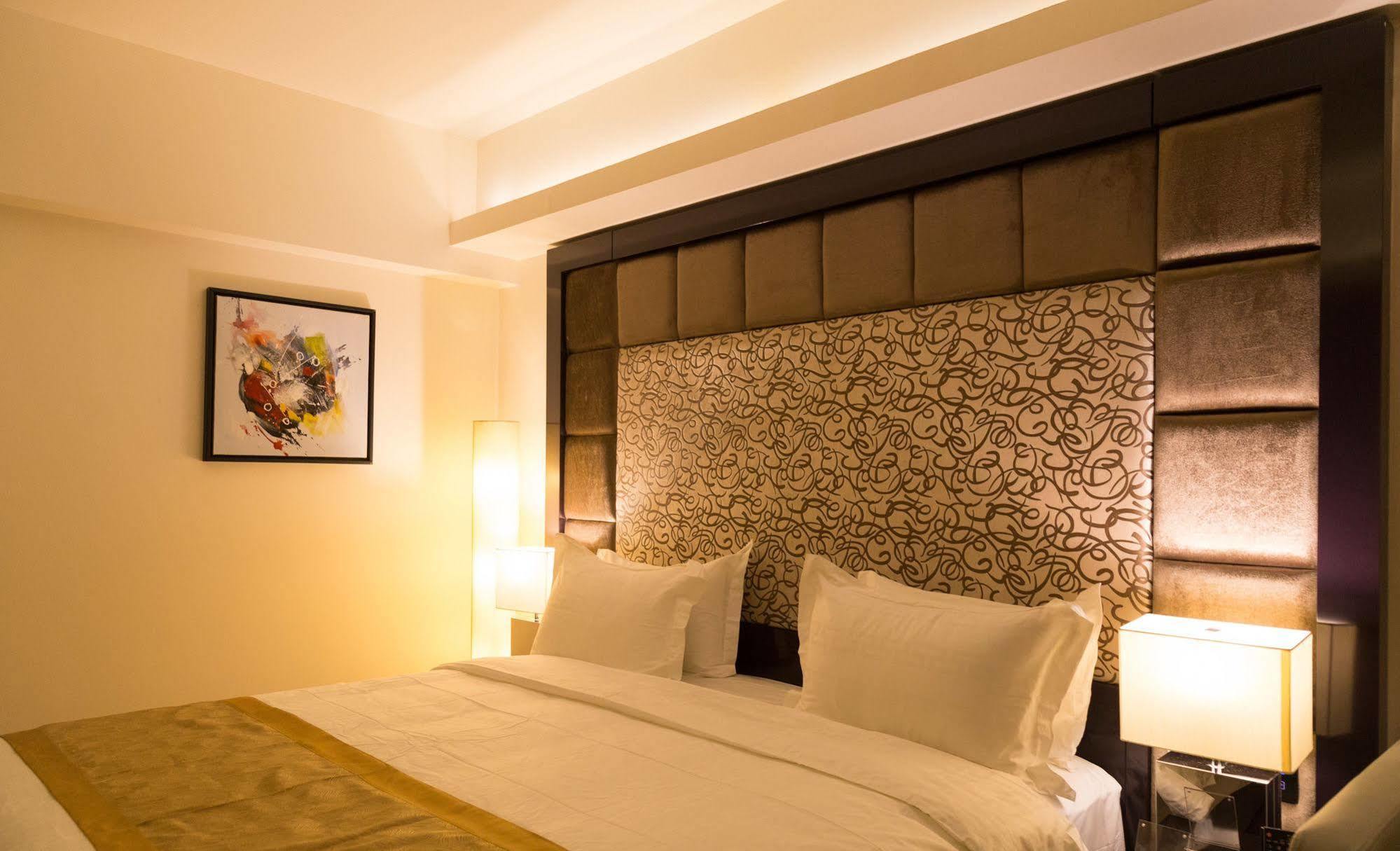 Hotel Oxina Lygon Tiruchirappalli Dış mekan fotoğraf
